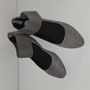 0298 Com+Sense ‎ Romaro  Comfort Shoes Grey  Stretch  Zip Suede low heel Size 7